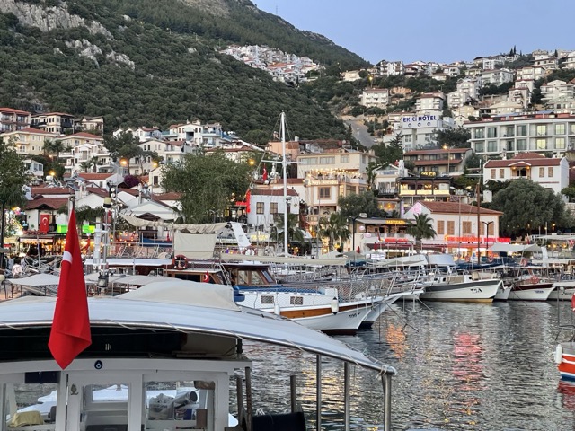 Kaş ou Fethiye ? Comment choisir entre les deux destinations 